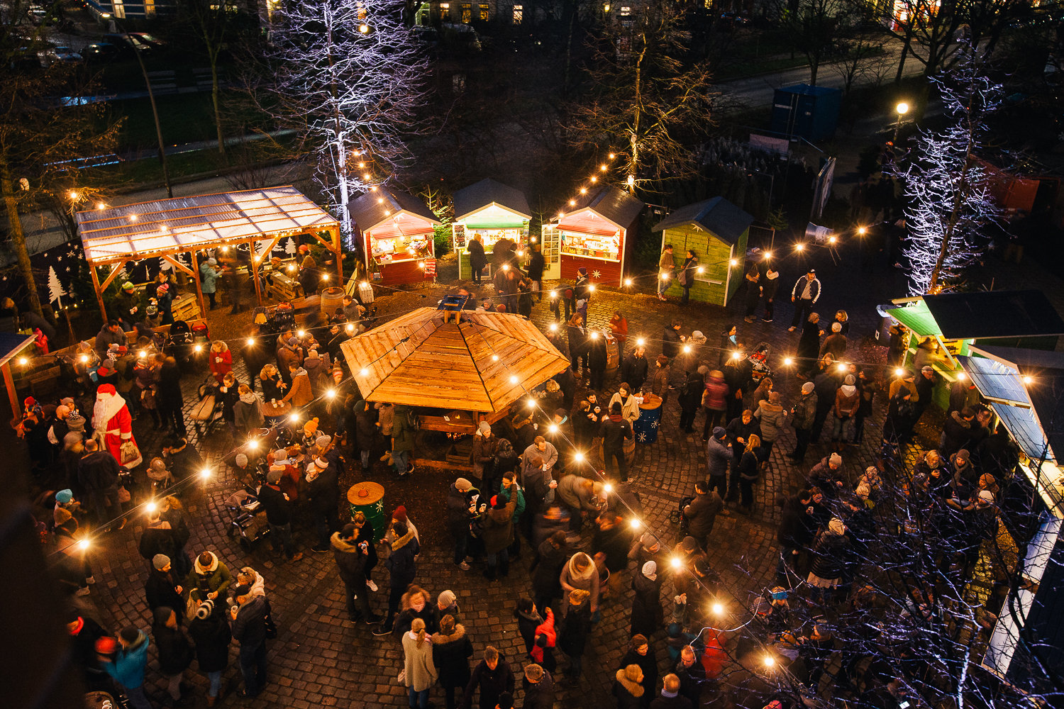 WeihnachtsmarktApostelkirche